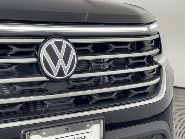 new 2024 Volkswagen Atlas car, priced at $42,791