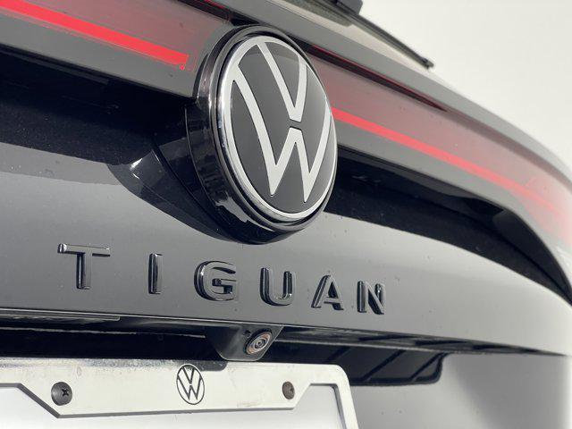 new 2025 Volkswagen Tiguan car, priced at $38,353
