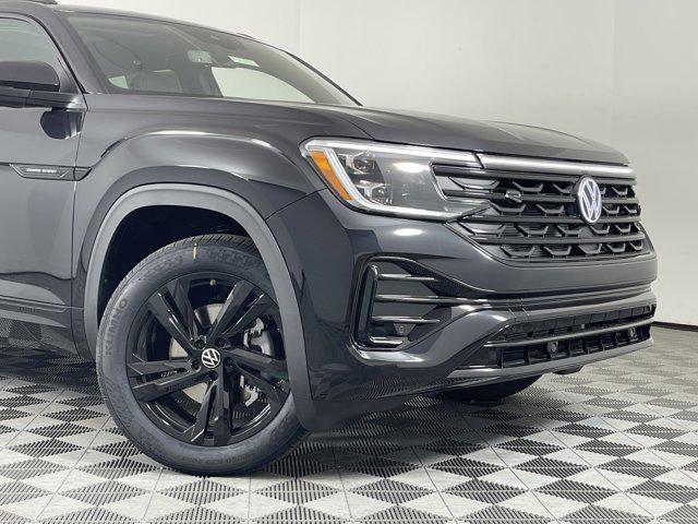 new 2025 Volkswagen Atlas Cross Sport car, priced at $52,006