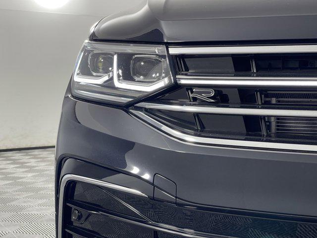 new 2024 Volkswagen Tiguan car, priced at $39,899