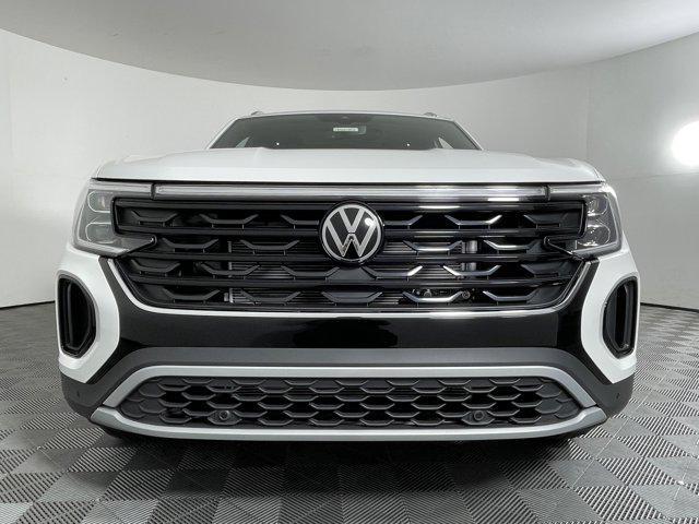 new 2026 Volkswagen Atlas Cross Sport car, priced at $51,609