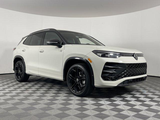 new 2025 Volkswagen Tiguan car, priced at $37,450