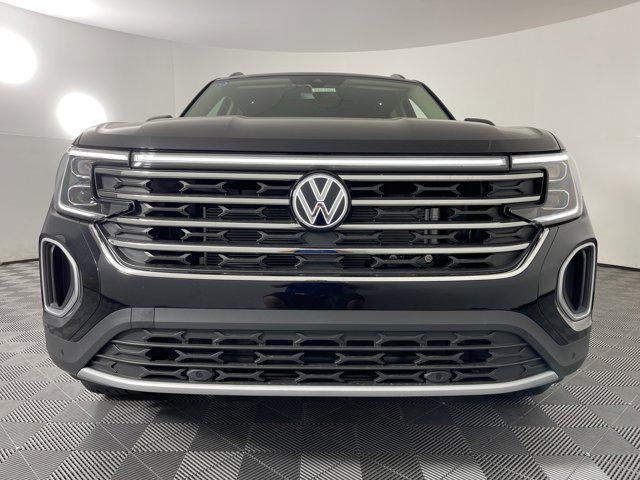 new 2024 Volkswagen Atlas car, priced at $41,777