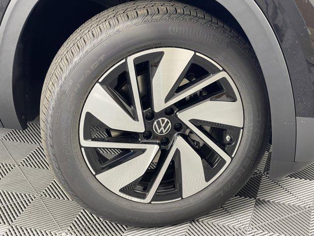 new 2024 Volkswagen Atlas car, priced at $41,777