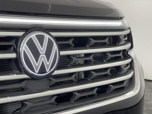 new 2024 Volkswagen Atlas car, priced at $41,047