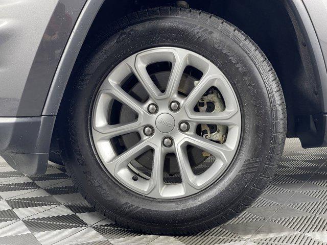 used 2021 Jeep Grand Cherokee car, priced at $20,988