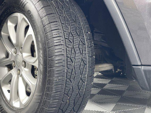 used 2021 Jeep Grand Cherokee car, priced at $20,988