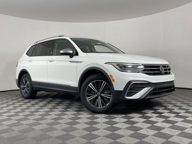 new 2024 Volkswagen Tiguan car, priced at $34,556