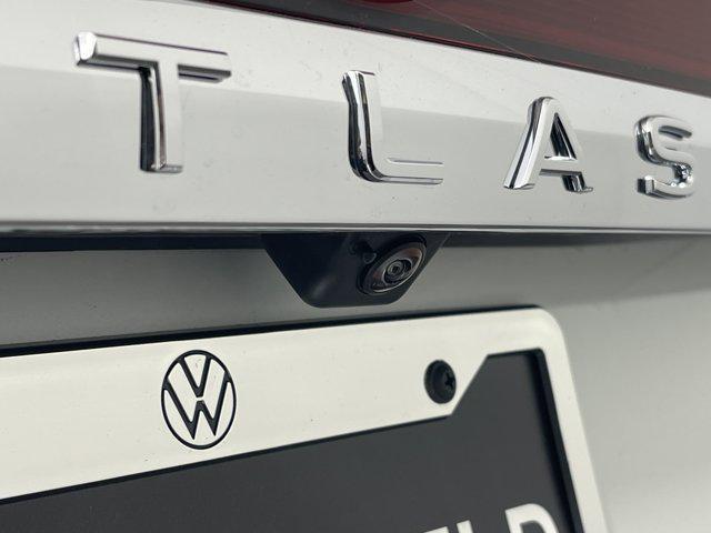 new 2025 Volkswagen Atlas car, priced at $55,644