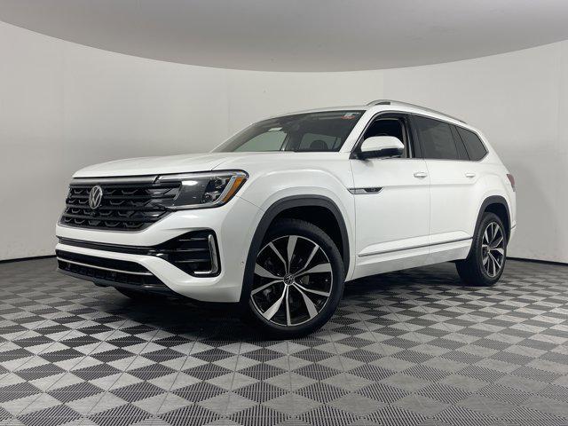 new 2025 Volkswagen Atlas car, priced at $55,644