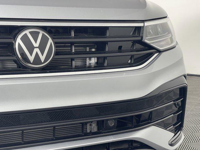 new 2024 Volkswagen Tiguan car, priced at $34,015