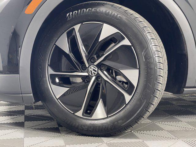 used 2022 Volkswagen ID.4 car, priced at $21,071