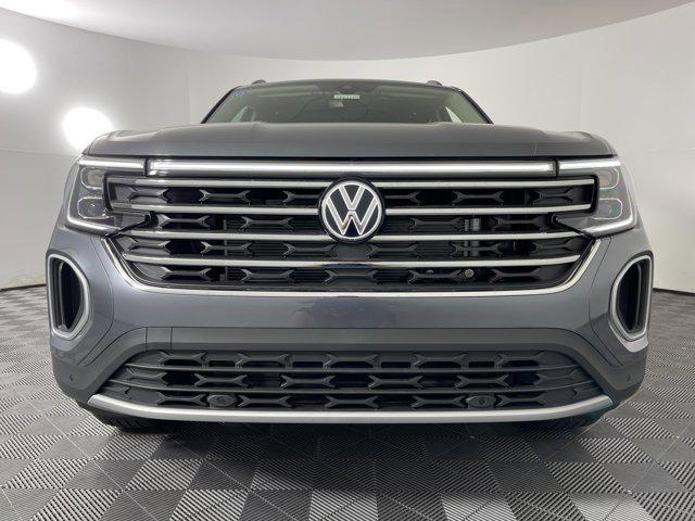 new 2024 Volkswagen Atlas car, priced at $42,569