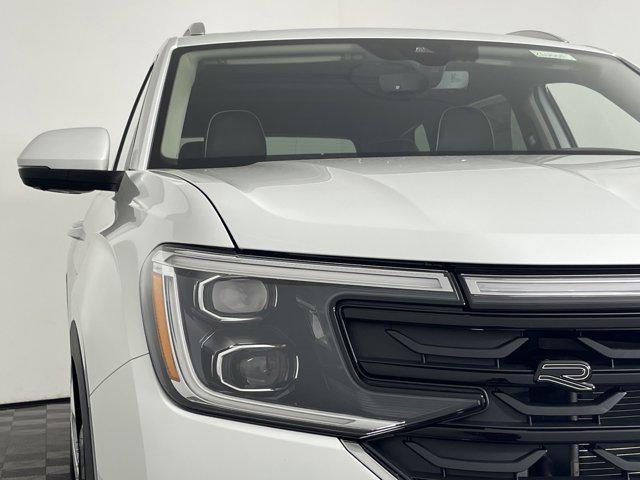 new 2026 Volkswagen Atlas car, priced at $58,499