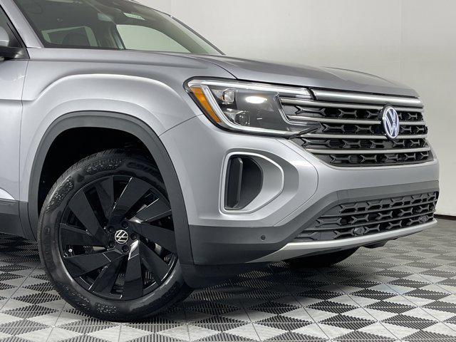 new 2024 Volkswagen Atlas car, priced at $42,348