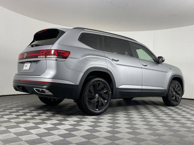 new 2024 Volkswagen Atlas car, priced at $42,348