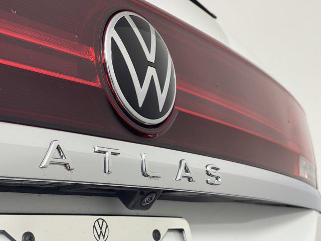 new 2025 Volkswagen Atlas car, priced at $38,454