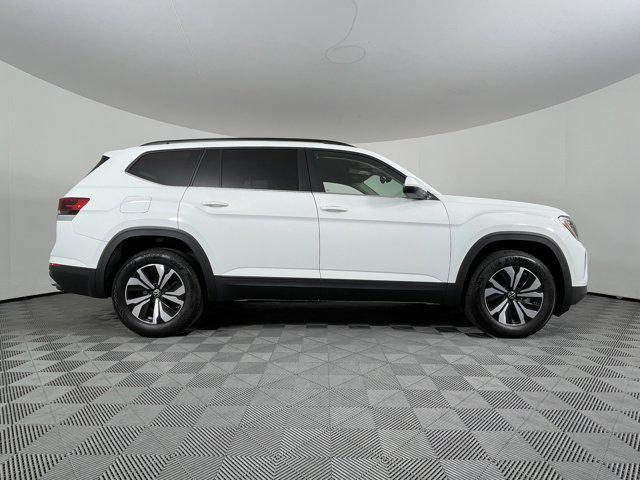 new 2025 Volkswagen Atlas car, priced at $38,454