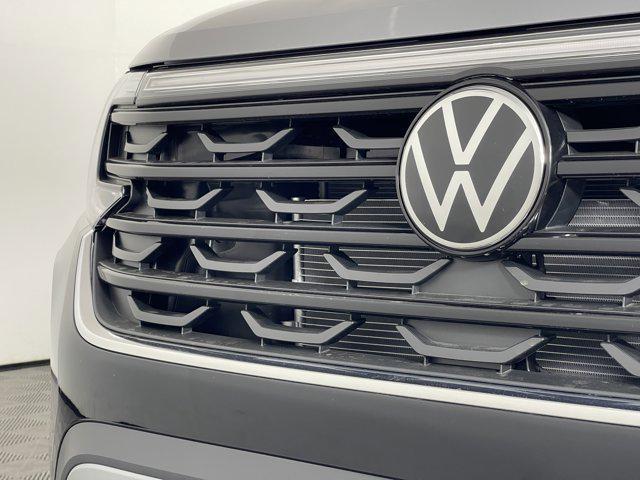 new 2025 Volkswagen Atlas Cross Sport car, priced at $38,108