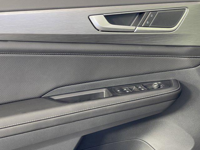 new 2025 Volkswagen Atlas Cross Sport car, priced at $38,108