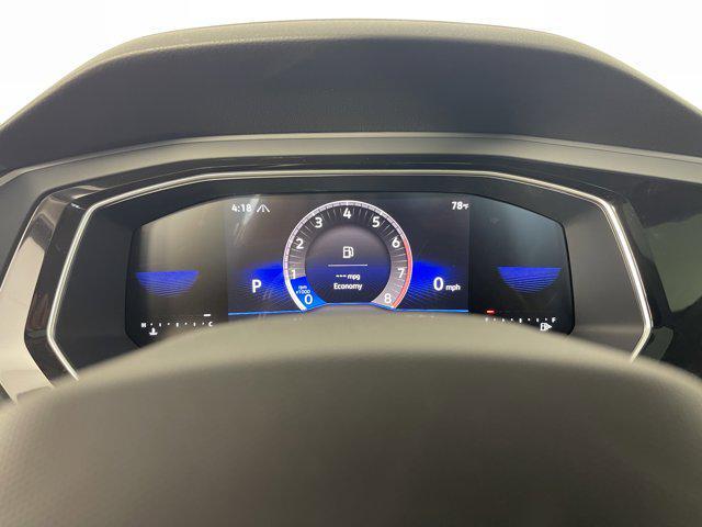 new 2024 Volkswagen Jetta car