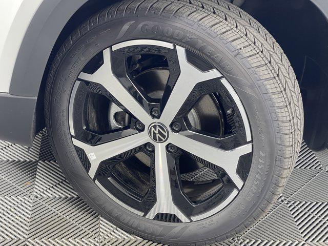 new 2025 Volkswagen Taos car, priced at $37,093
