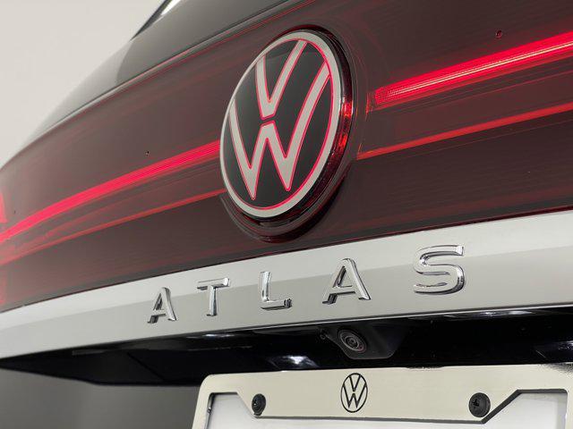 new 2024 Volkswagen Atlas car, priced at $40,185