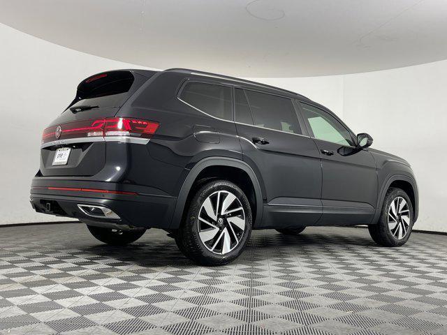 new 2024 Volkswagen Atlas car, priced at $40,185