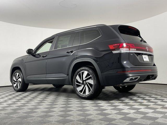 new 2024 Volkswagen Atlas car, priced at $42,136