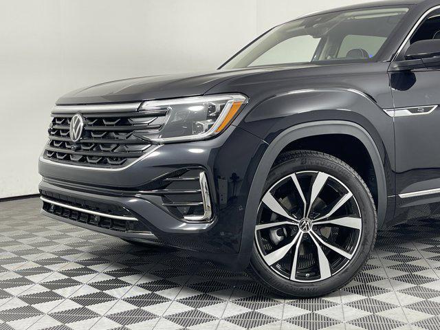 new 2025 Volkswagen Atlas car, priced at $55,189