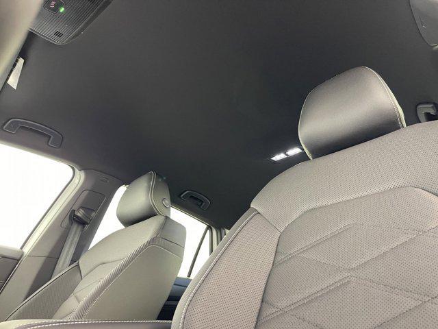 new 2026 Volkswagen Atlas Cross Sport car, priced at $40,526