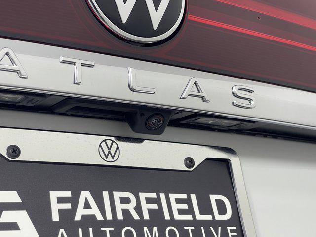 new 2026 Volkswagen Atlas Cross Sport car, priced at $40,526