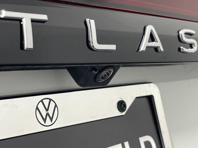 new 2025 Volkswagen Atlas car, priced at $48,004