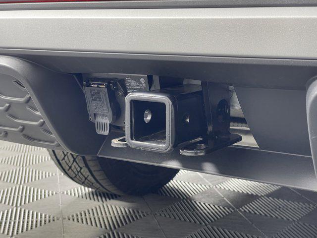 new 2025 Volkswagen Atlas car, priced at $48,004