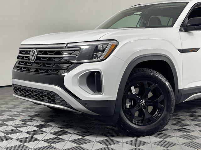new 2025 Volkswagen Atlas car, priced at $48,004