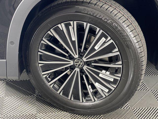 new 2025 Volkswagen Tiguan car, priced at $31,520