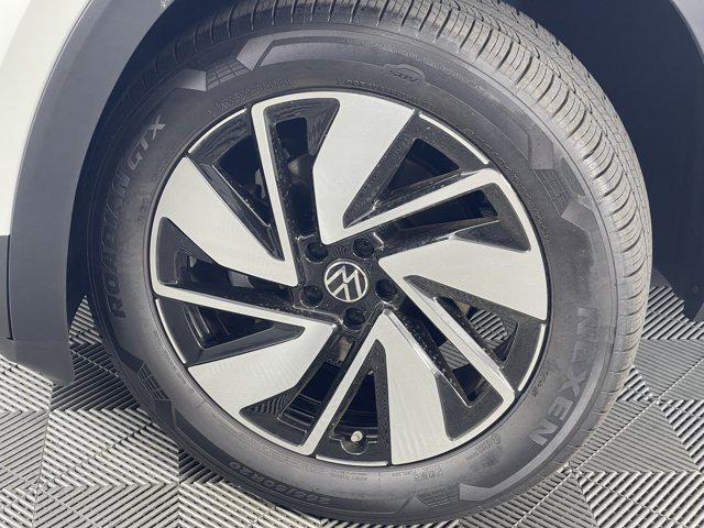 new 2025 Volkswagen Atlas car, priced at $44,837