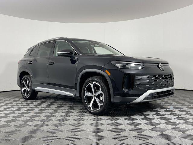 new 2025 Volkswagen Tiguan car, priced at $34,157