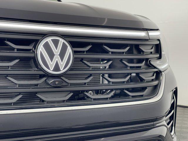 new 2025 Volkswagen Atlas car, priced at $54,894