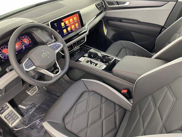 new 2025 Volkswagen Atlas car, priced at $45,309