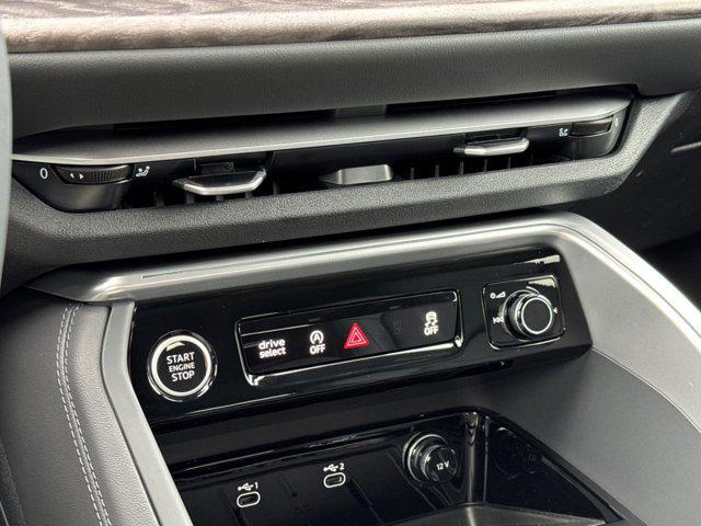 new 2025 Audi Q5 car, priced at $61,390