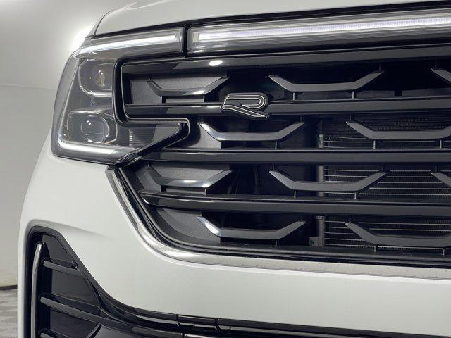 new 2025 Volkswagen Atlas car, priced at $56,994