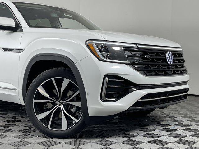 new 2025 Volkswagen Atlas car, priced at $56,994