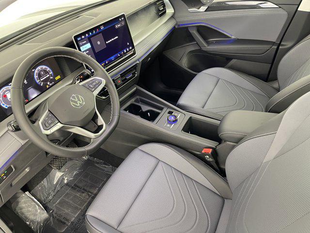 new 2025 Volkswagen Tiguan car, priced at $34,157