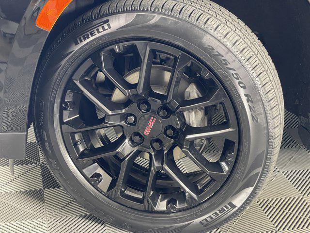 used 2022 GMC Yukon XL car, priced at $34,444