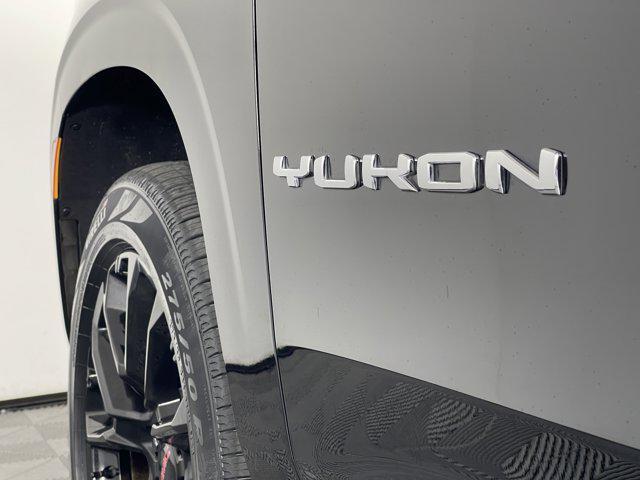 used 2022 GMC Yukon XL car, priced at $34,444