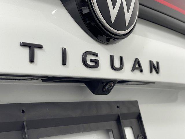 new 2025 Volkswagen Tiguan car, priced at $37,505