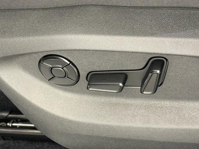 new 2025 Volkswagen Tiguan car, priced at $37,505