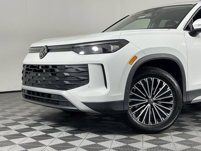 new 2025 Volkswagen Tiguan car, priced at $31,520