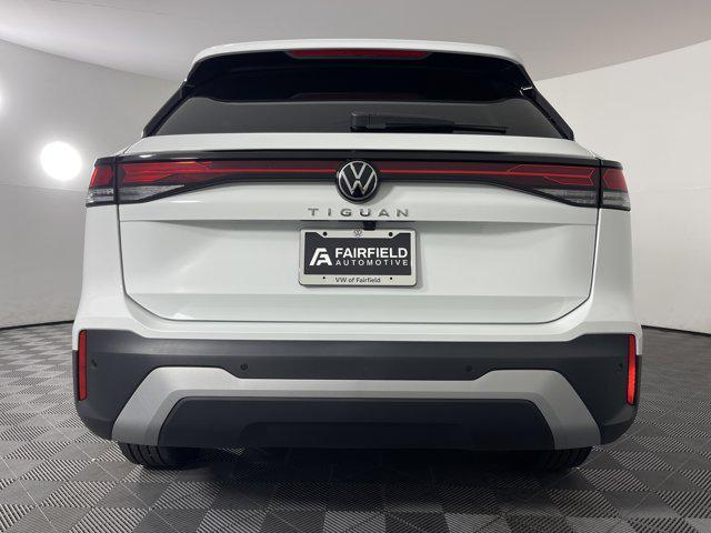 new 2025 Volkswagen Tiguan car, priced at $31,520